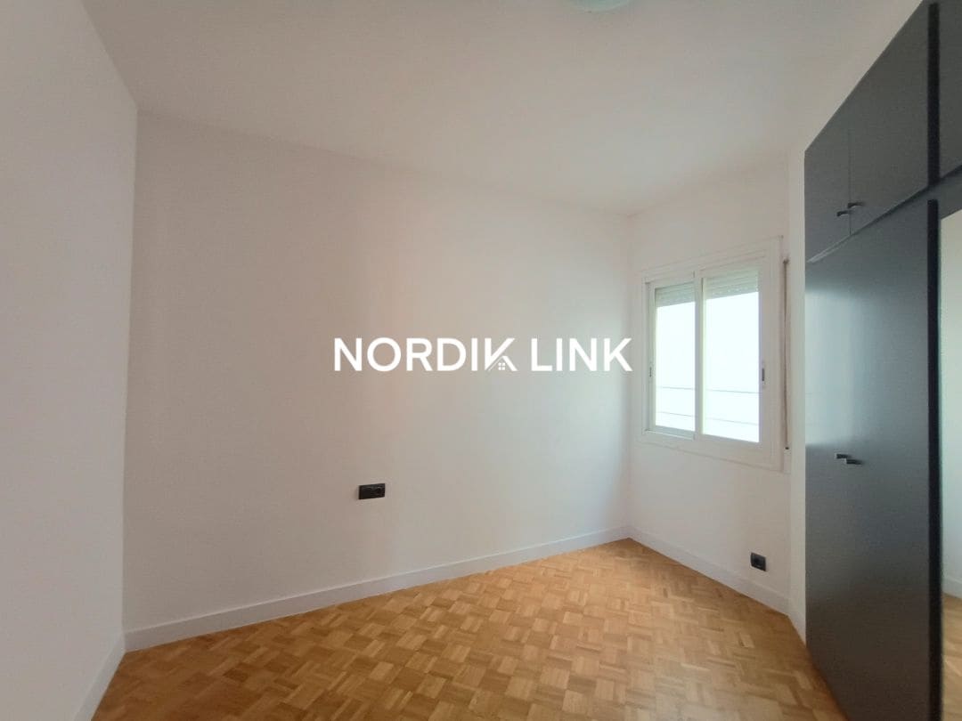 3 quarto Penthouse para venda em Barcelona cidade - 585 000 € (Ref: 9562528)