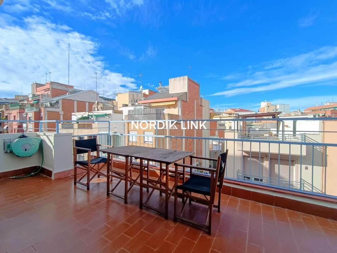 3 quarto Penthouse para venda em Barcelona cidade - 585 000 € (Ref: 9562528)