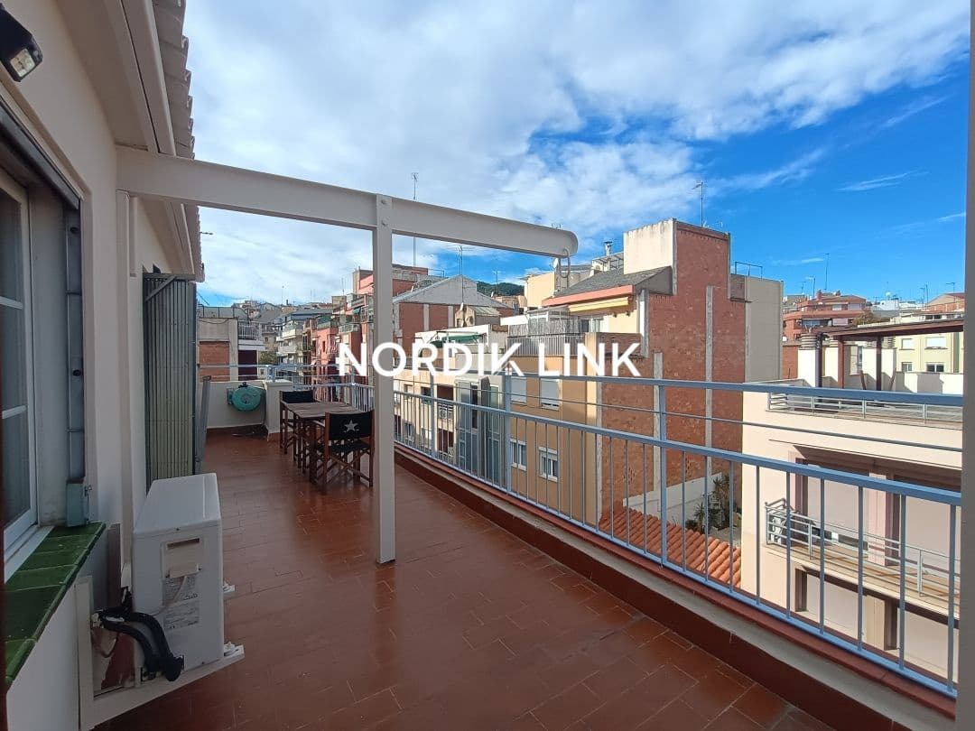 3 quarto Penthouse para venda em Barcelona cidade - 585 000 € (Ref: 9562528)
