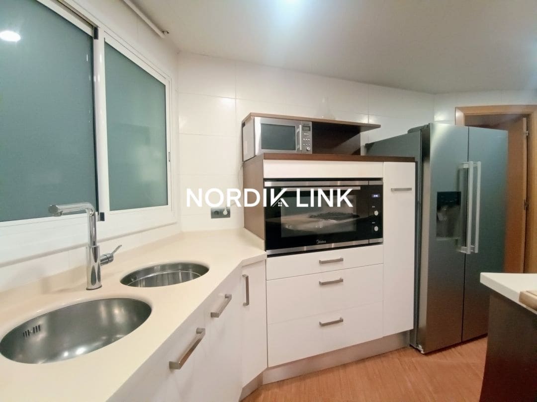 3 quarto Penthouse para venda em Barcelona cidade - 585 000 € (Ref: 9562528)