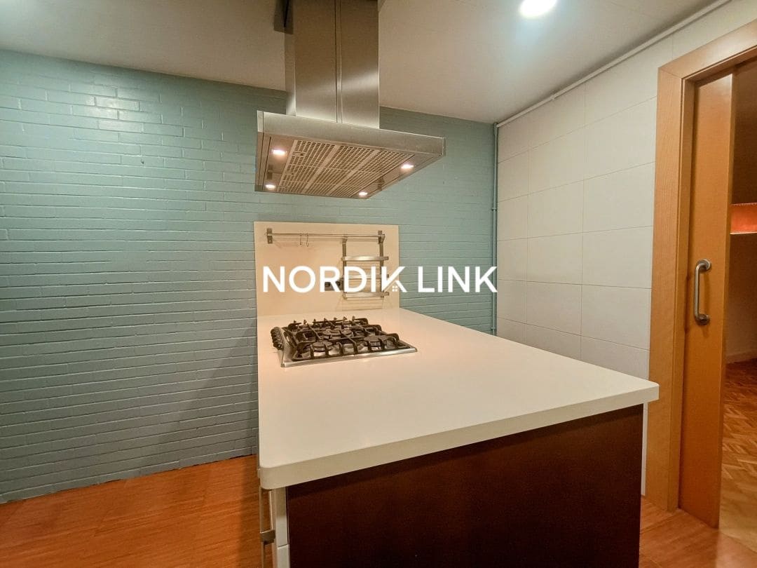 3 quarto Penthouse para venda em Barcelona cidade - 585 000 € (Ref: 9562528)