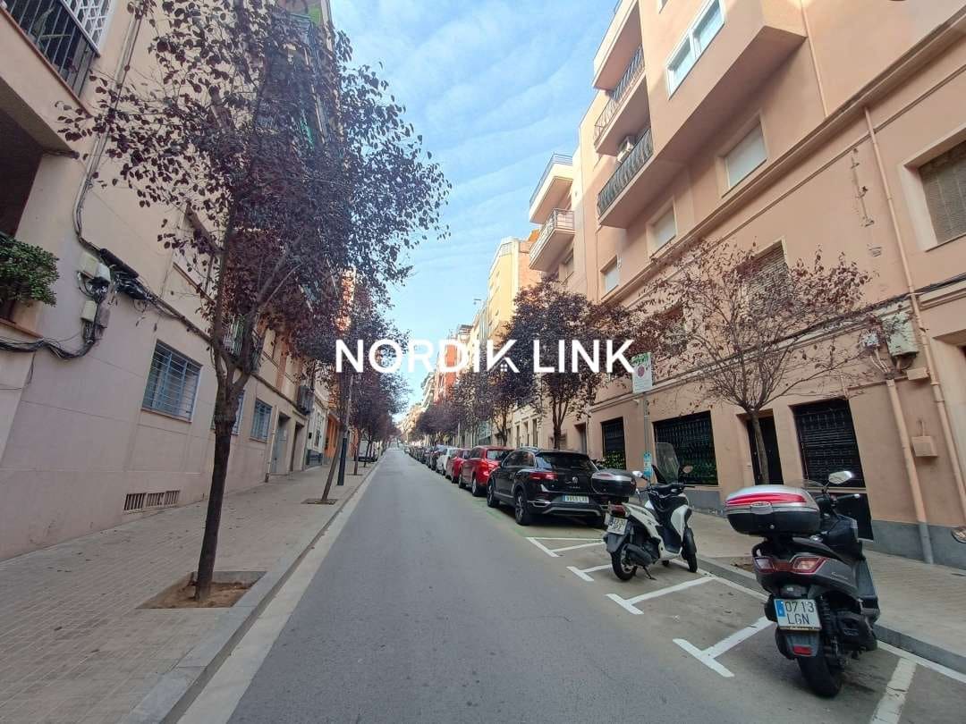 3 quarto Penthouse para venda em Barcelona cidade - 585 000 € (Ref: 9562528)