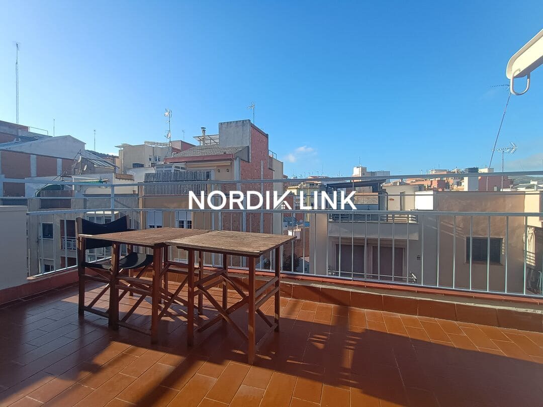 3 bedroom Penthouse for sale in Barcelona city - € 585,000 (Ref: 9562528)
