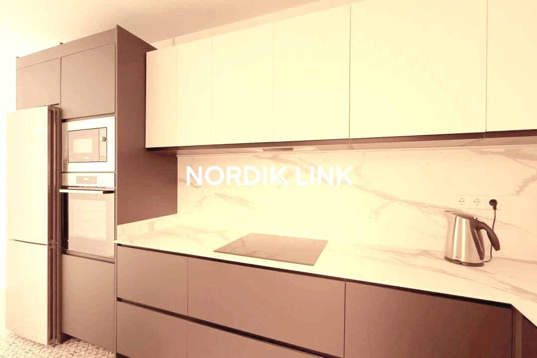 4 slaapkamer Flat te koop in Barcelona stad - € 775.000 (Ref: 9562529)
