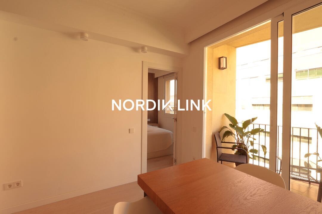 4 slaapkamer Flat te koop in Barcelona stad - € 775.000 (Ref: 9562529)