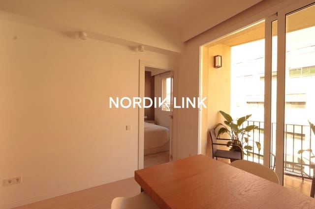 4 slaapkamer Flat te koop in L'Antiga Esquerra de L'Eixample, Barcelona stad - € 775.000 (Ref: 9562529)