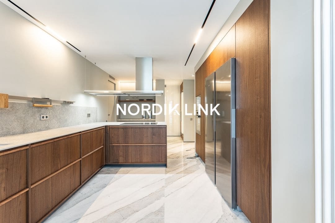 6 makuuhuone Asunto myytävänä paikassa Barcelona kaupunki - 2 800 000 € (Ref: 9562531)