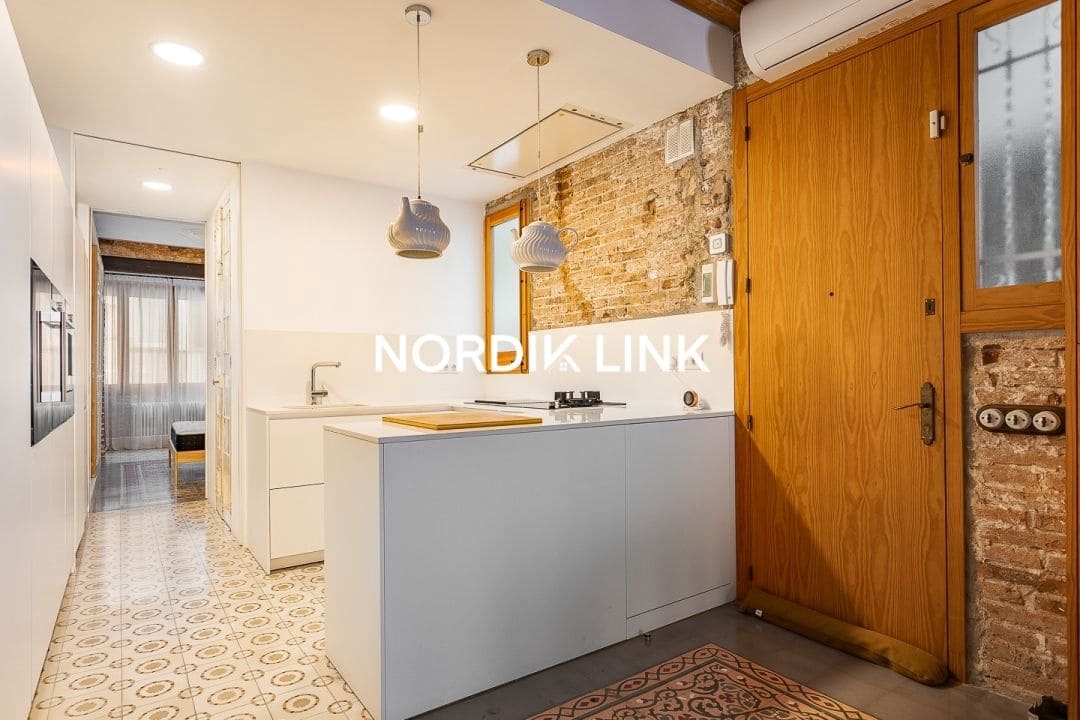 2 slaapkamer Flat te koop in Barcelona stad - € 515.000 (Ref: 9562532)