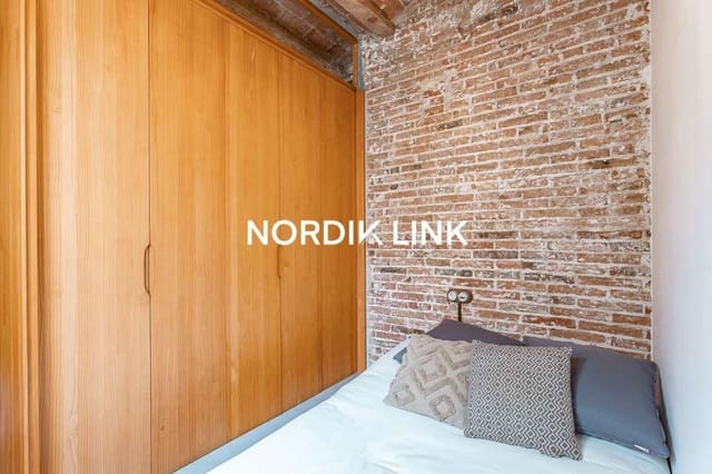 2 slaapkamer Flat te koop in La Vila de Gràcia, Barcelona stad - € 515.000 (Ref: 9562532)