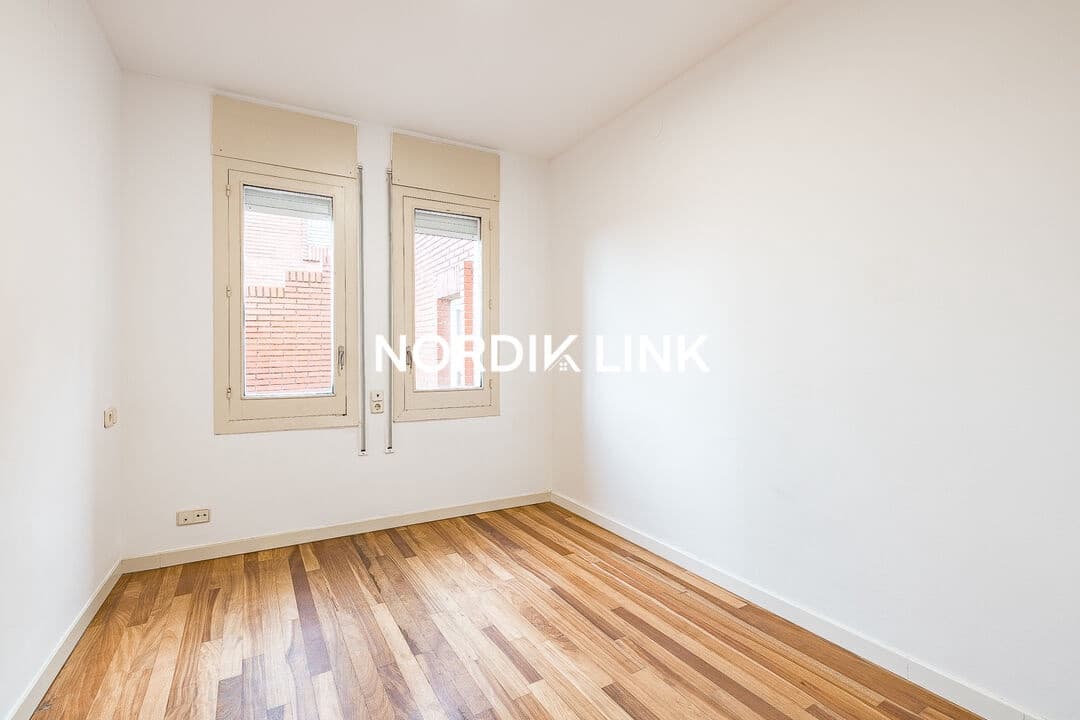 7 soveværelse Byhus til salg i Barcelona by - € 1.380.000 (Ref: 9562535)