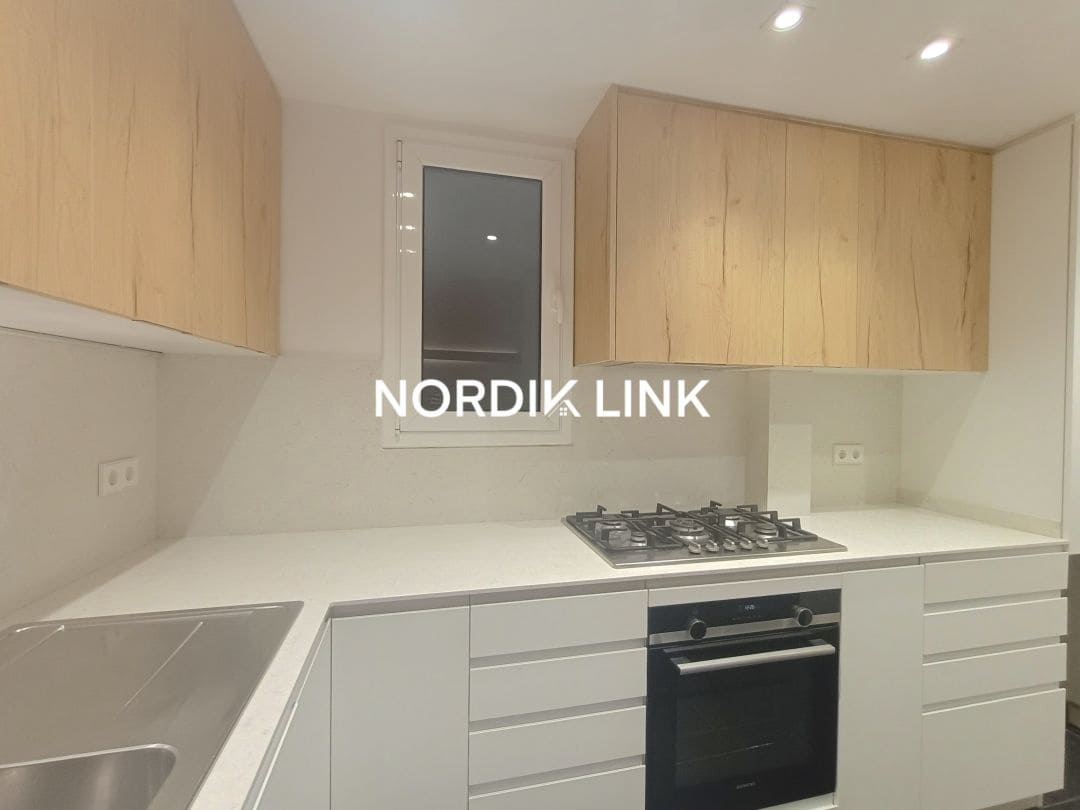 2 makuuhuone Asunto myytävänä paikassa Barcelona kaupunki - 599 000 € (Ref: 9562536)