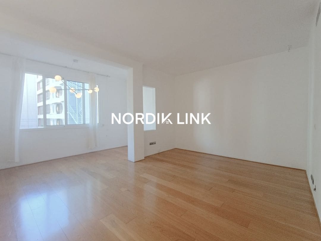 2 makuuhuone Asunto myytävänä paikassa Barcelona kaupunki - 599 000 € (Ref: 9562536)