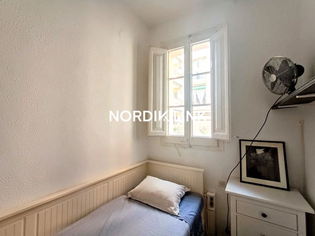 4 slaapkamer Flat te koop in Barcelona stad - € 569.000 (Ref: 9562538)