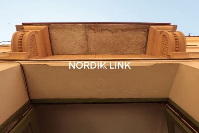 4 chambre Appartement à vendre à La Vila de Gràcia, Barcelone ville - 569 000 € (Ref: 9562538)