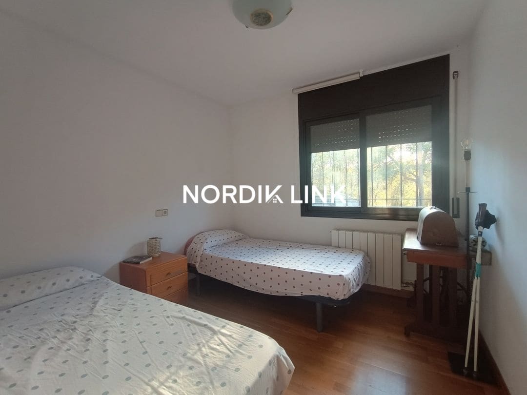 4 sypialnia Willa na sprzedaż w Olerdola z basenem - 390 000 € (Ref: 9562539)