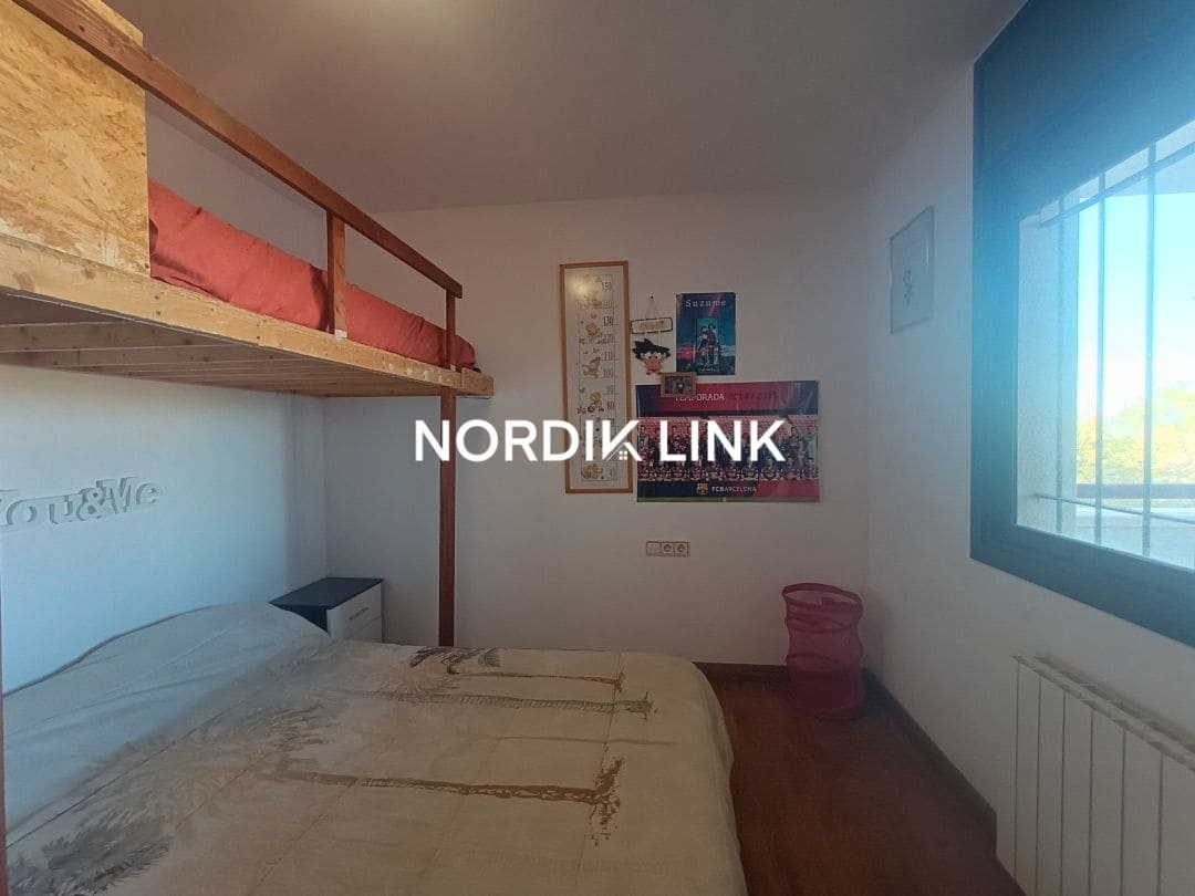 4 sypialnia Willa na sprzedaż w Olerdola z basenem - 390 000 € (Ref: 9562539)