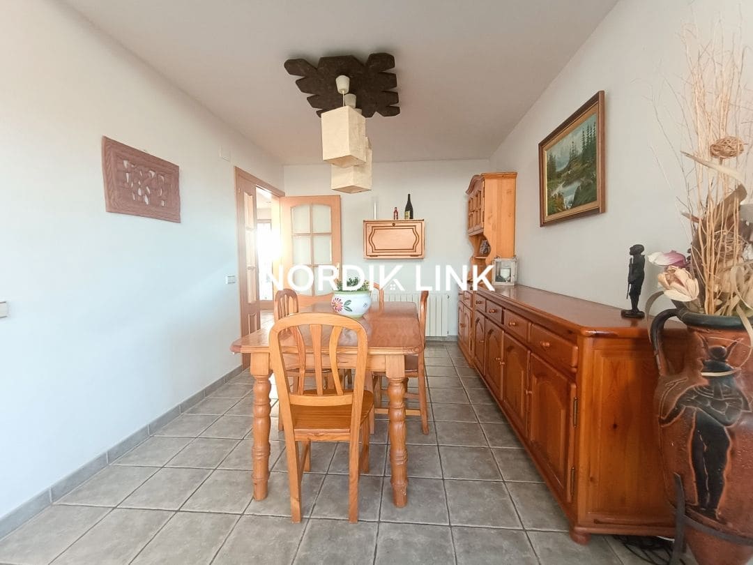 4 sypialnia Willa na sprzedaż w Olerdola z basenem - 390 000 € (Ref: 9562539)