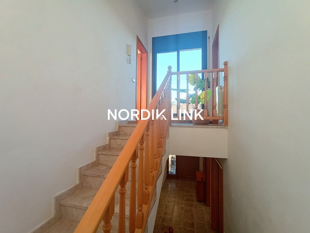 4 sypialnia Willa na sprzedaż w Olerdola z basenem - 390 000 € (Ref: 9562539)