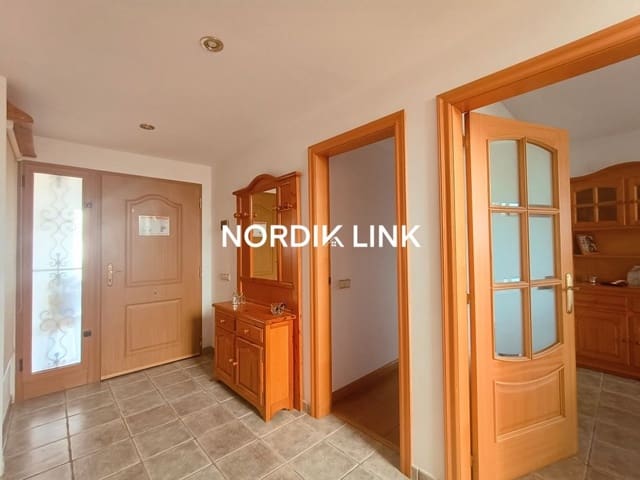 4 sypialnia Willa na sprzedaż w Olèrdola z basenem - 390 000 € (Ref: 9562539)