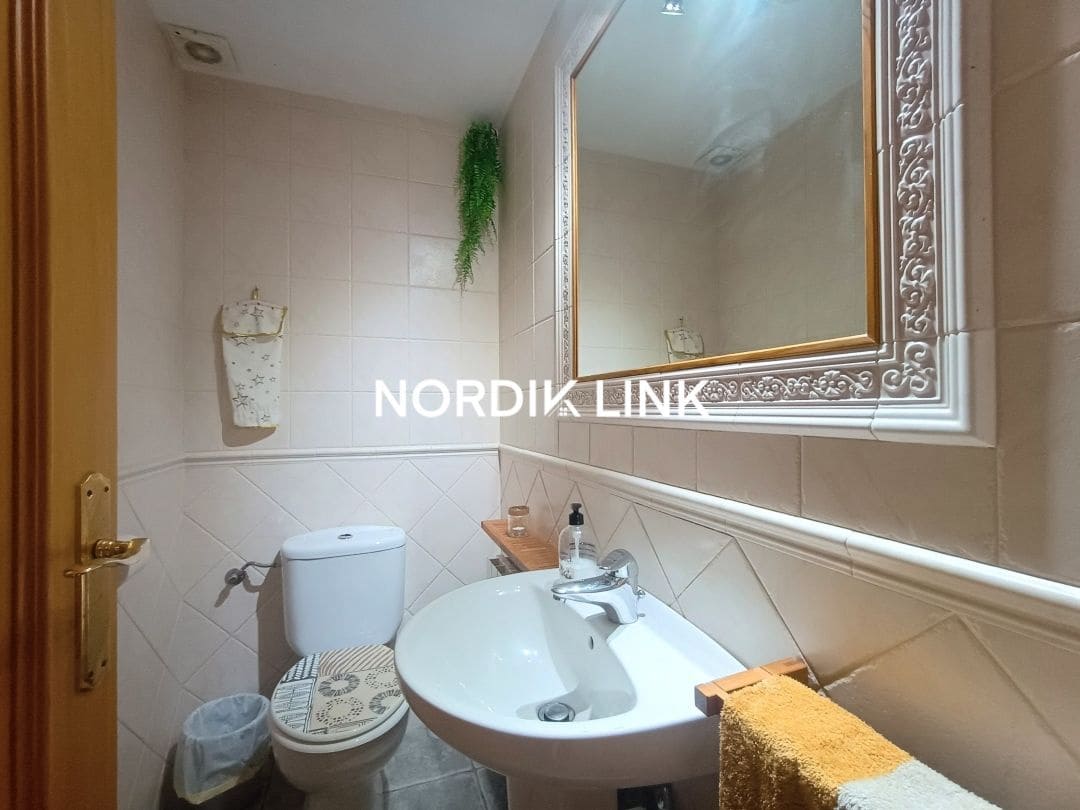 4 sypialnia Willa na sprzedaż w Olerdola z basenem - 390 000 € (Ref: 9562539)