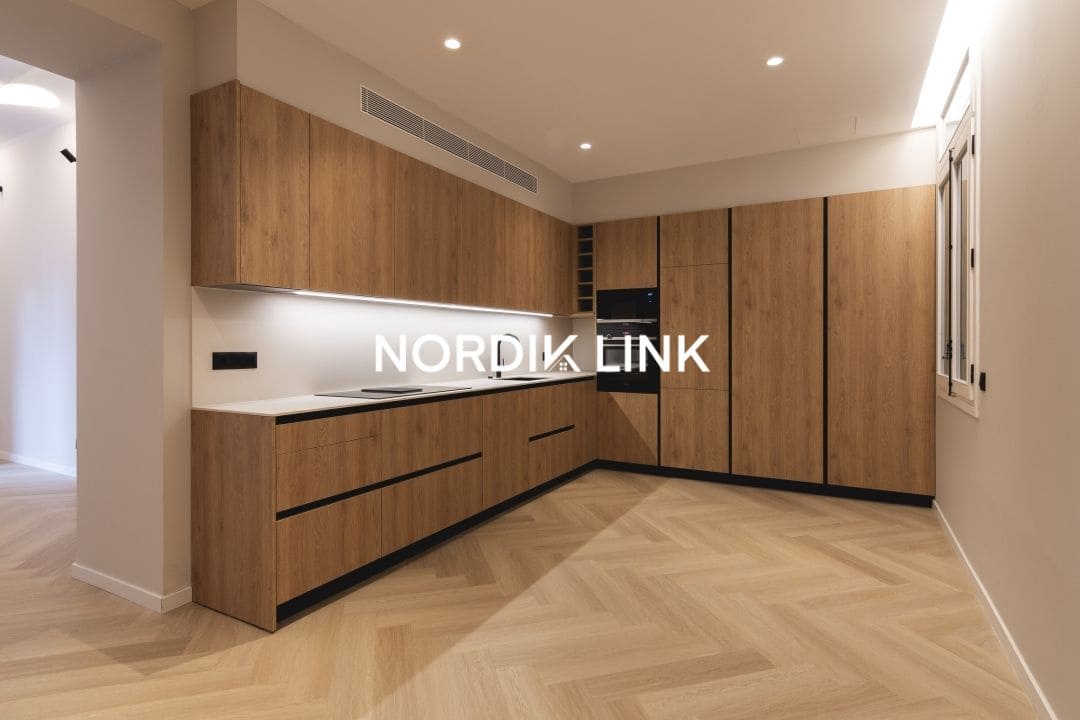 3 chambre Appartement à vendre à Barcelone ville - 675 000 € (Ref: 9569113)