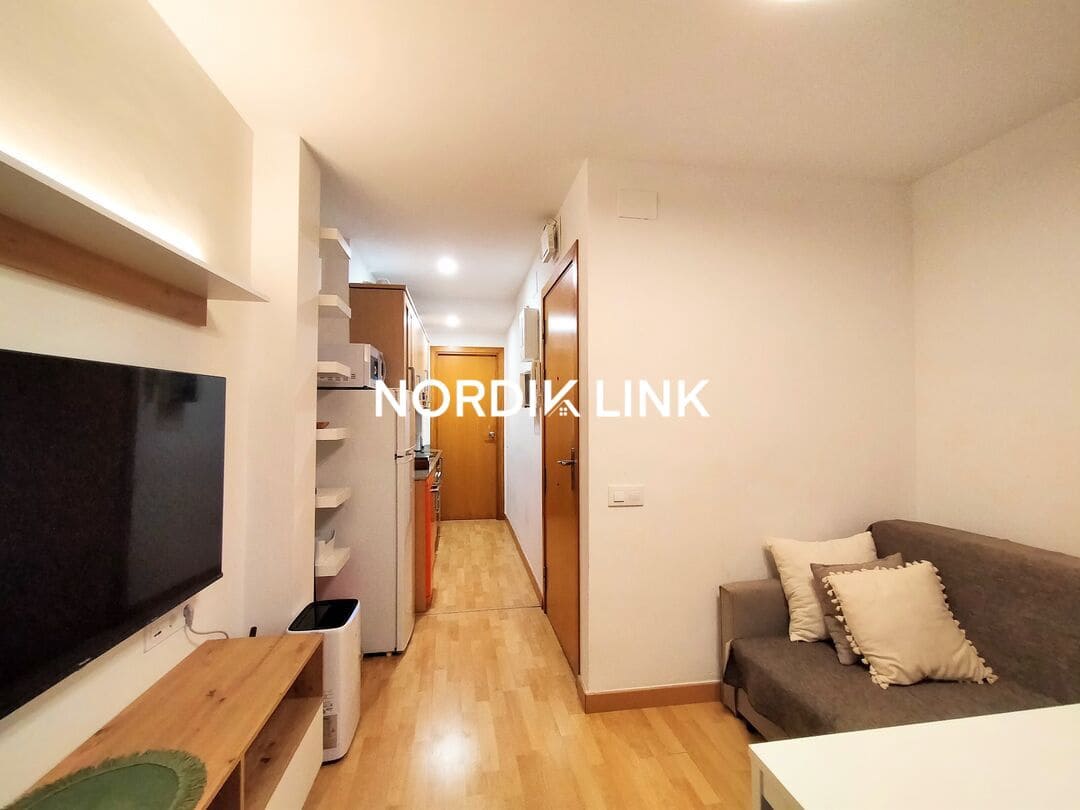 1 soveværelse Lejlighed til salg i Barcelona by - € 275.000 (Ref: 9570326)