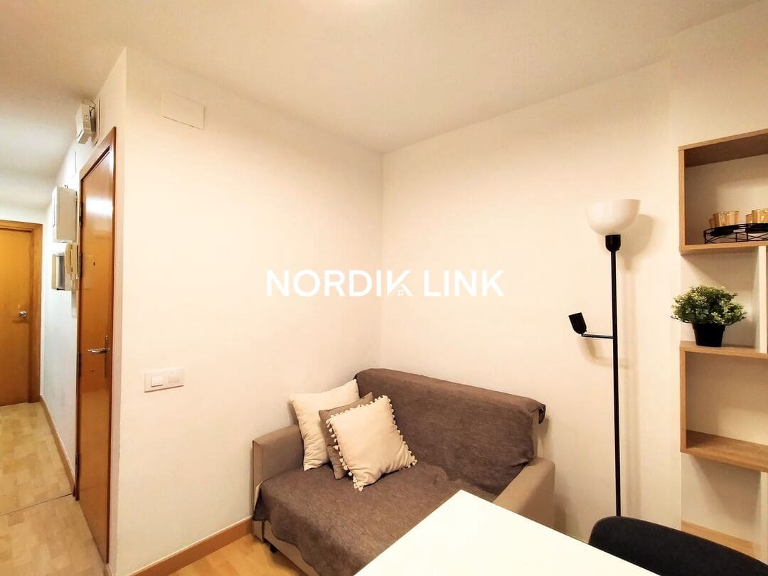 1 soveværelse Lejlighed til salg i Barcelona by - € 275.000 (Ref: 9570326)