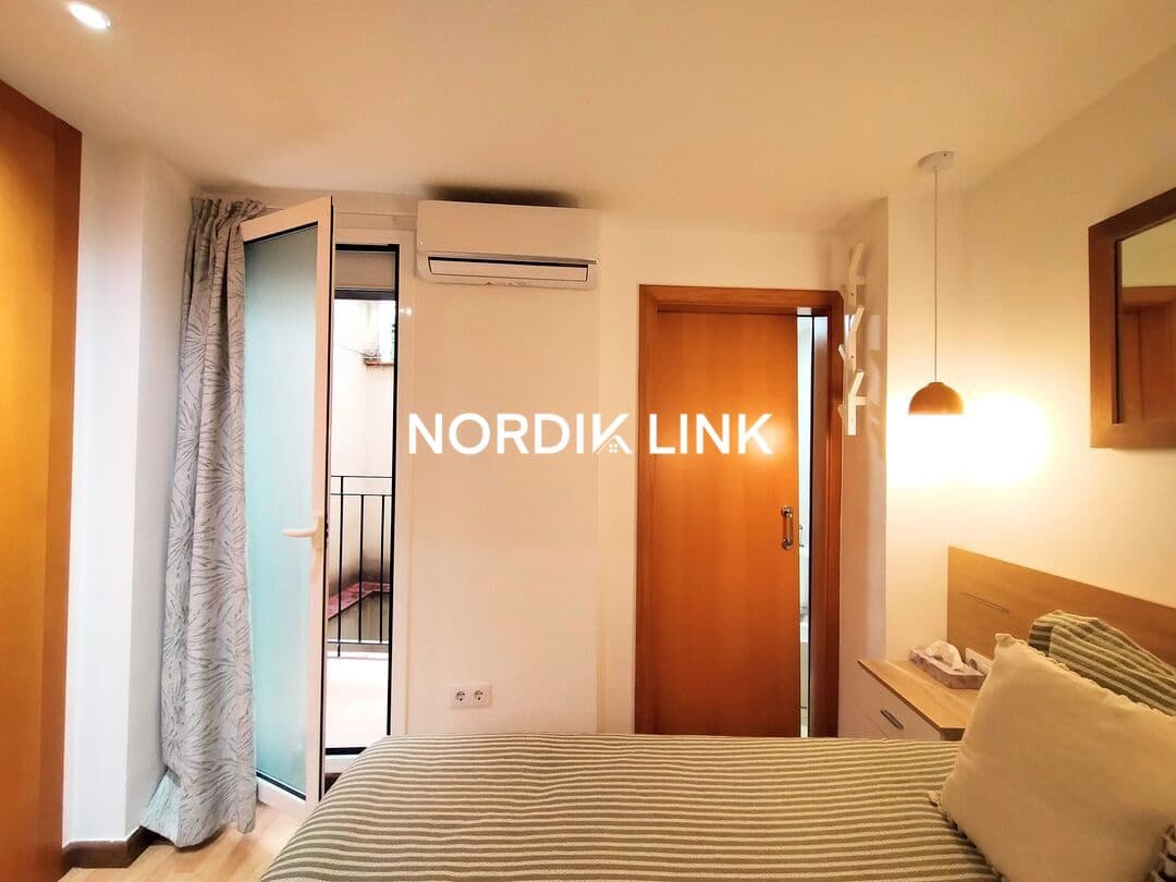 1 soveværelse Lejlighed til salg i Barcelona by - € 275.000 (Ref: 9570326)