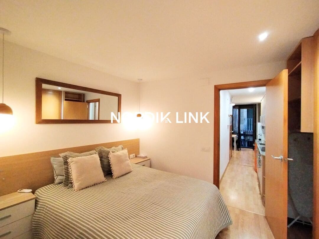 1 soveværelse Lejlighed til salg i Barcelona by - € 275.000 (Ref: 9570326)