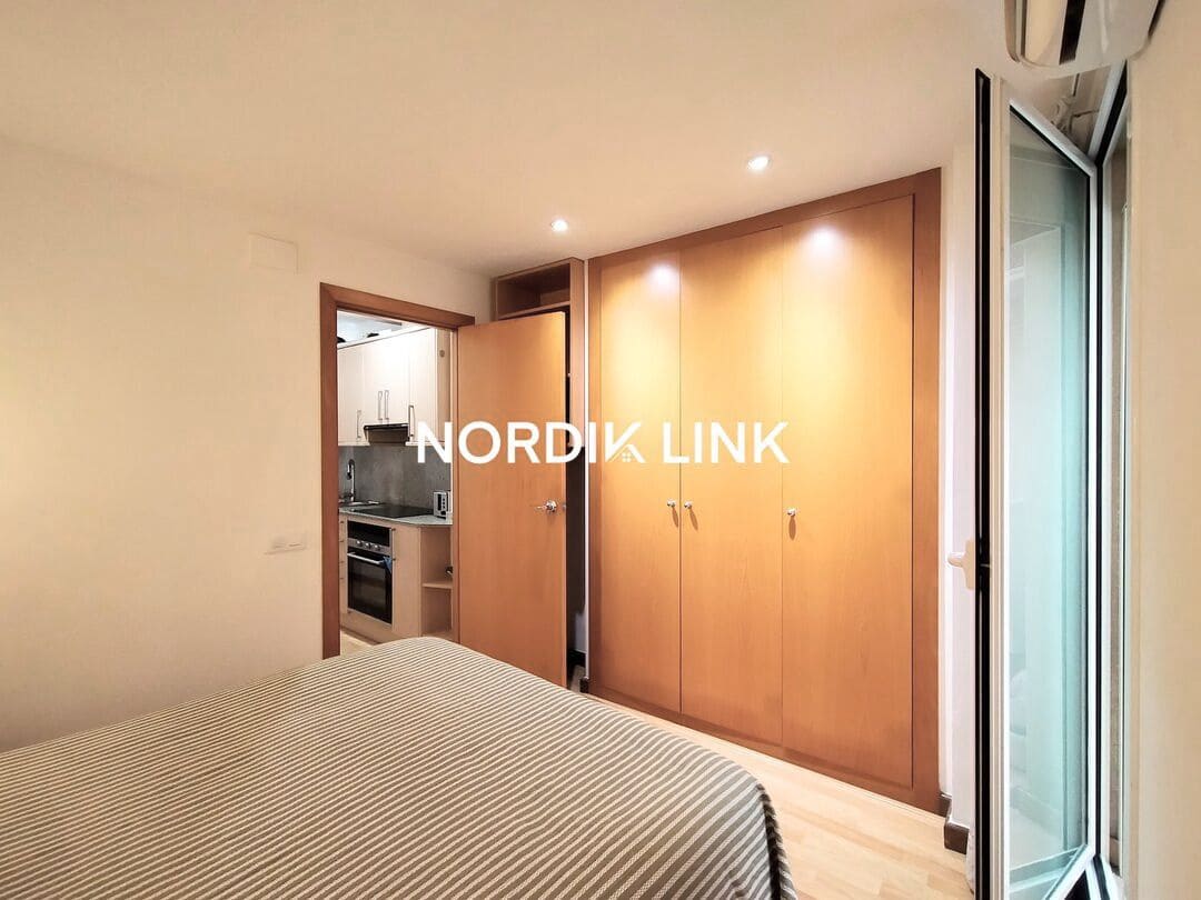 1 bedroom Flat for sale in Barcelona city - € 260,000 (Ref: 9570326)