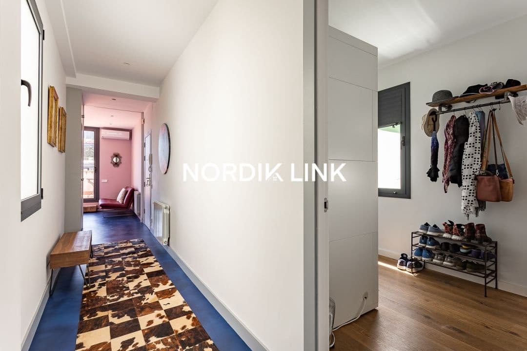 3 soveværelse Penthouse til salg i Barcelona by - € 1.100.000 (Ref: 9602363)