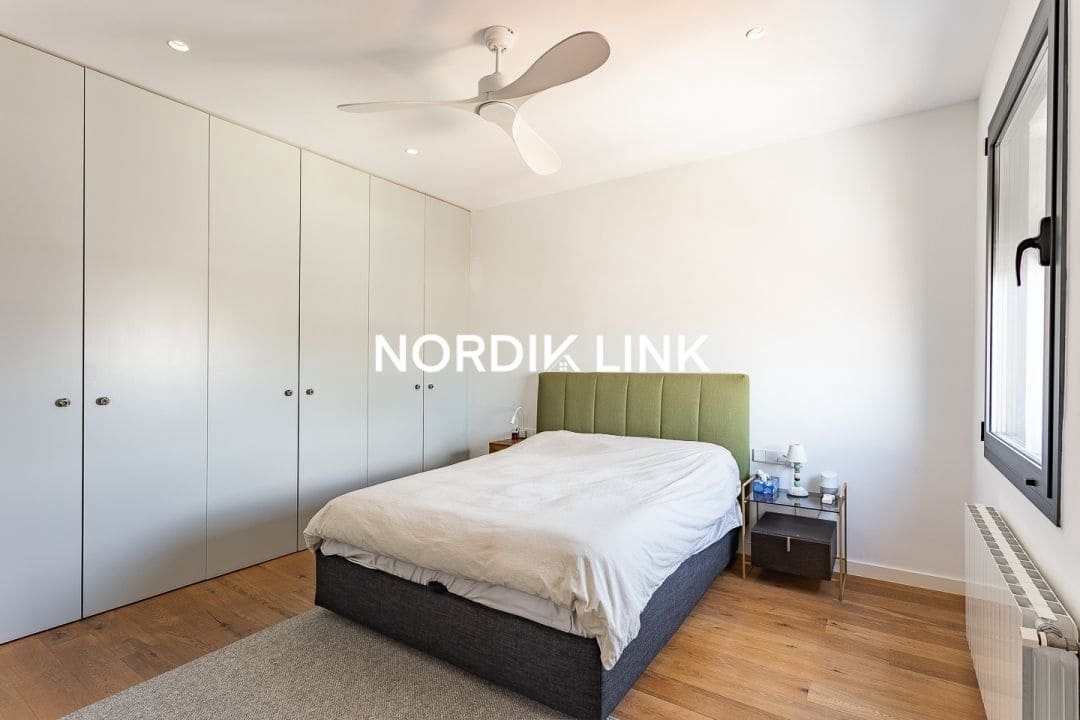 3 soveværelse Penthouse til salg i Barcelona by - € 1.100.000 (Ref: 9602363)