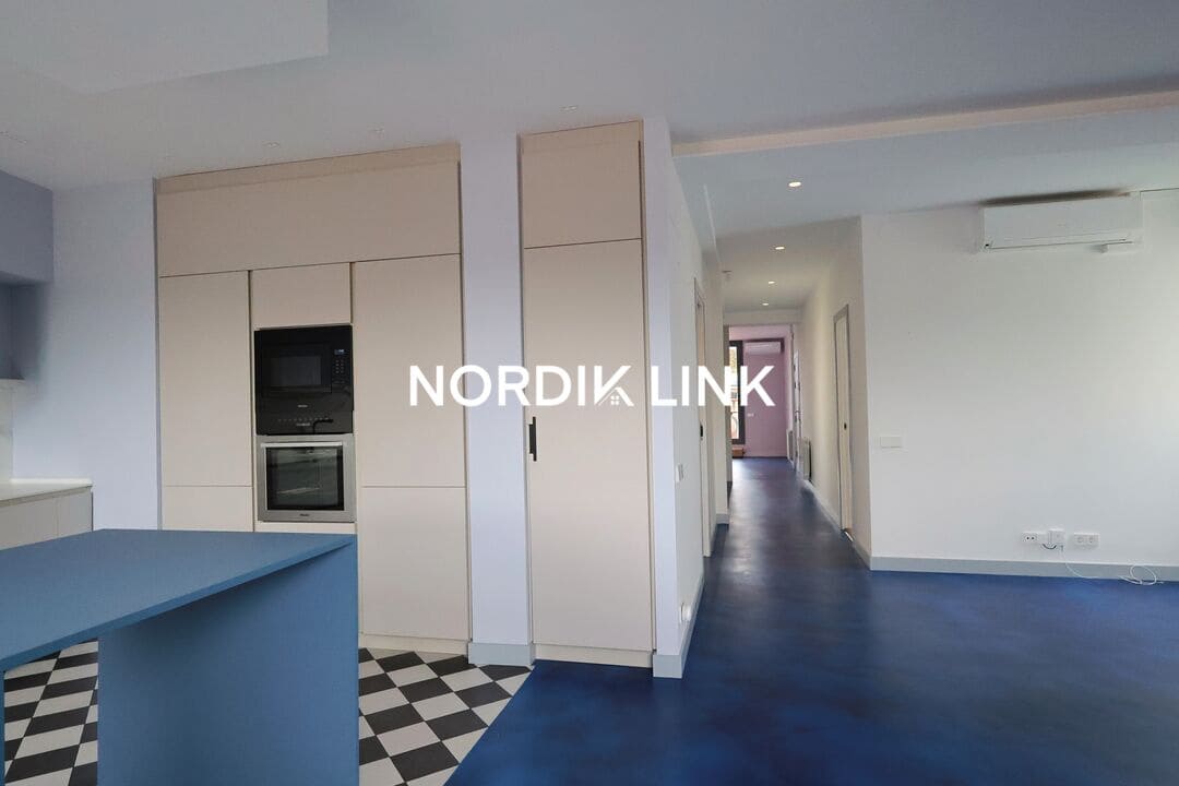 3 soveværelse Penthouse til salg i Barcelona by - € 1.100.000 (Ref: 9602363)