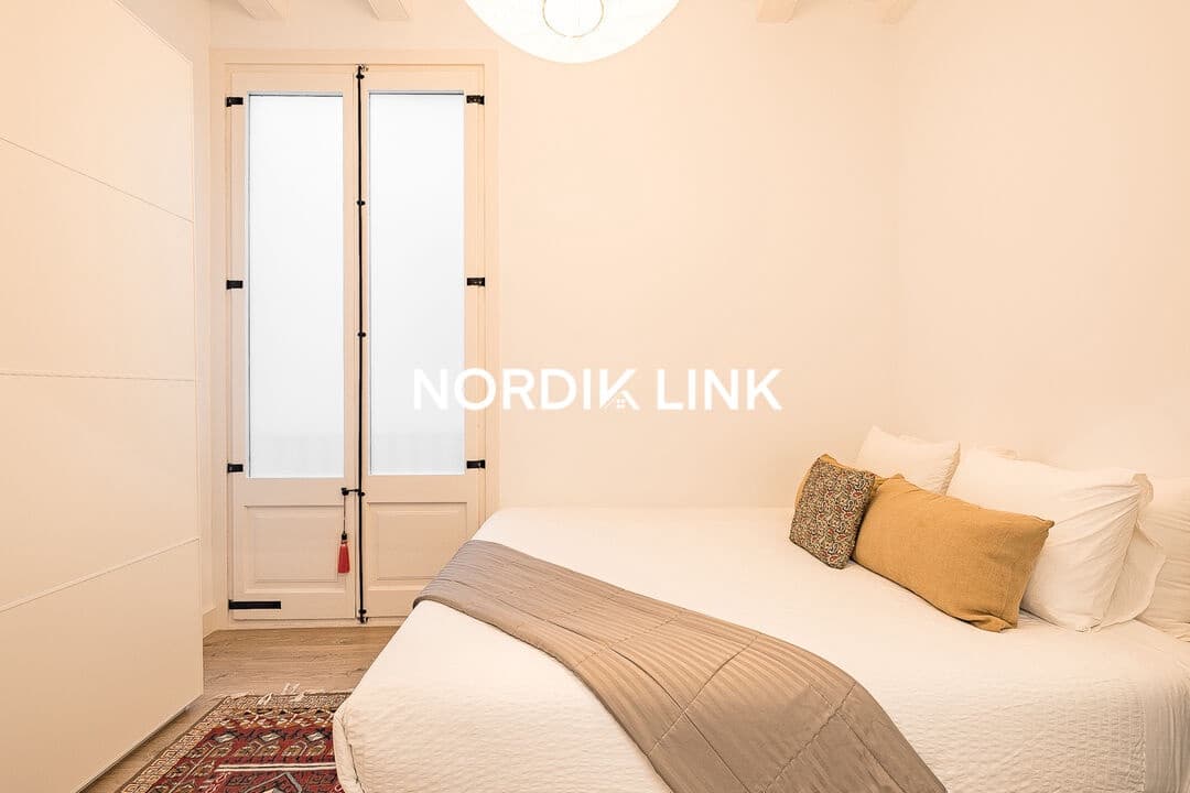 Piso de 3 habitaciones en Barcelona ciudad en venta - 845.000 € (Ref: 9688486)