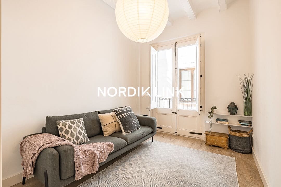 Piso de 3 habitaciones en Barcelona ciudad en venta - 845.000 € (Ref: 9688486)