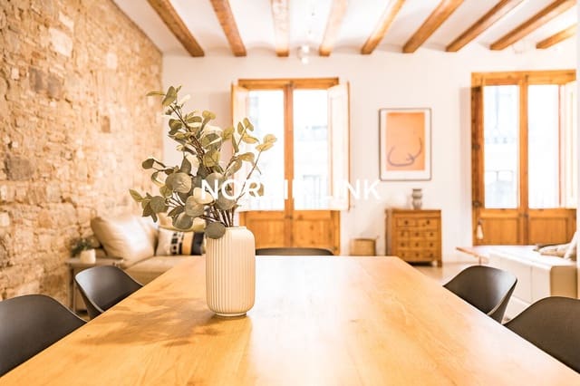 3 slaapkamer Flat te koop in El Barri Gòtic, Barcelona stad - € 845.000 (Ref: 9688486)