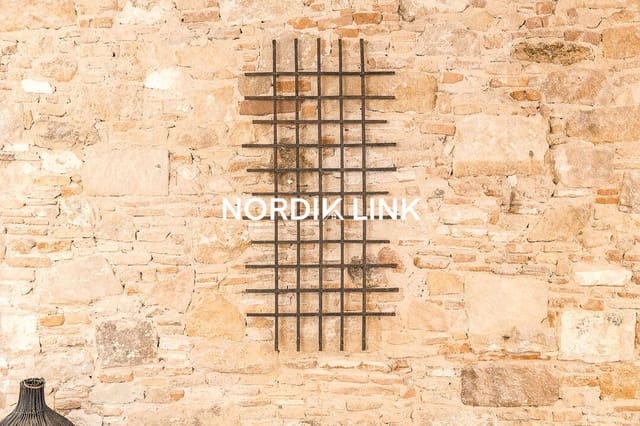 3 slaapkamer Flat te koop in El Barri Gòtic, Barcelona stad - € 845.000 (Ref: 9688486)