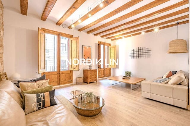 3 slaapkamer Flat te koop in El Barri Gòtic, Barcelona stad - € 845.000 (Ref: 9688486)