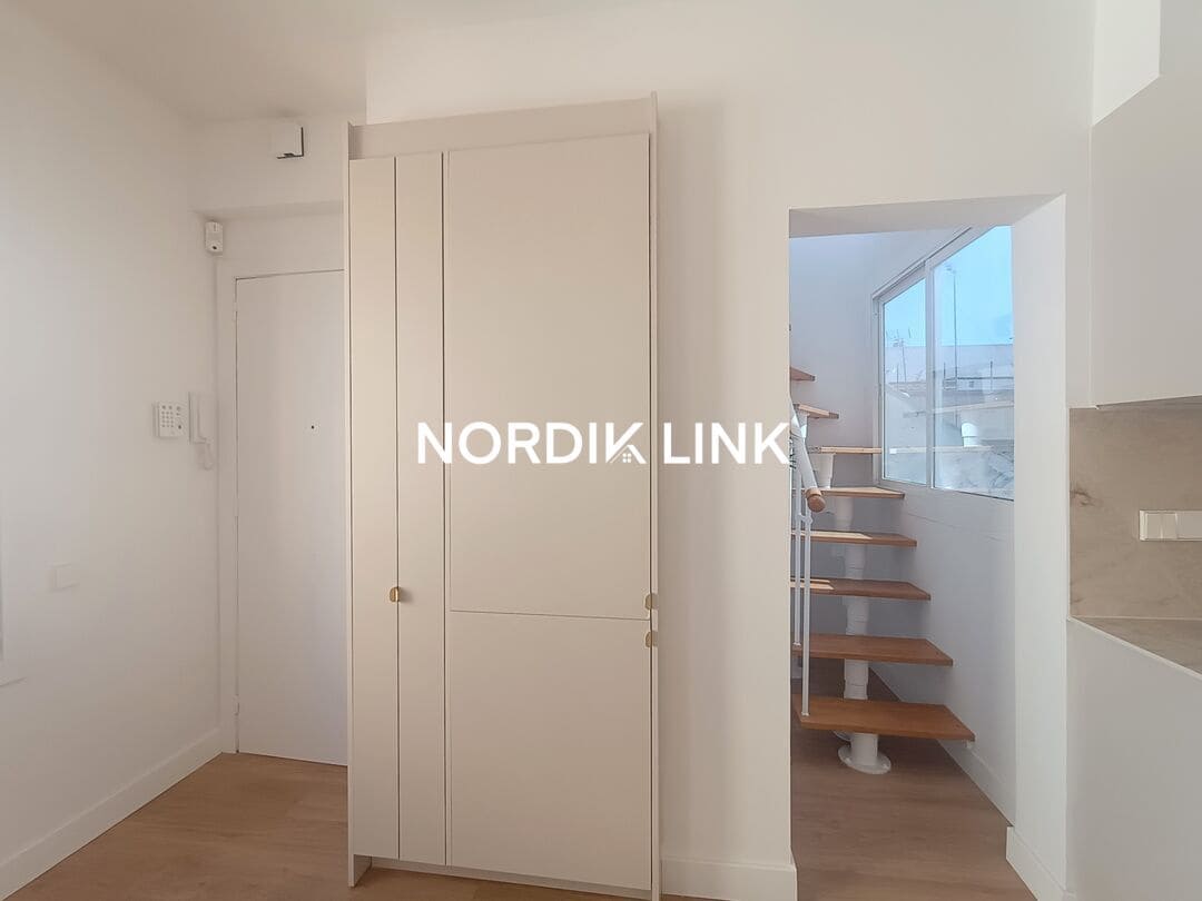 2 slaapkamer Penthouse te koop in Barcelona stad - € 529.000 (Ref: 9720247)