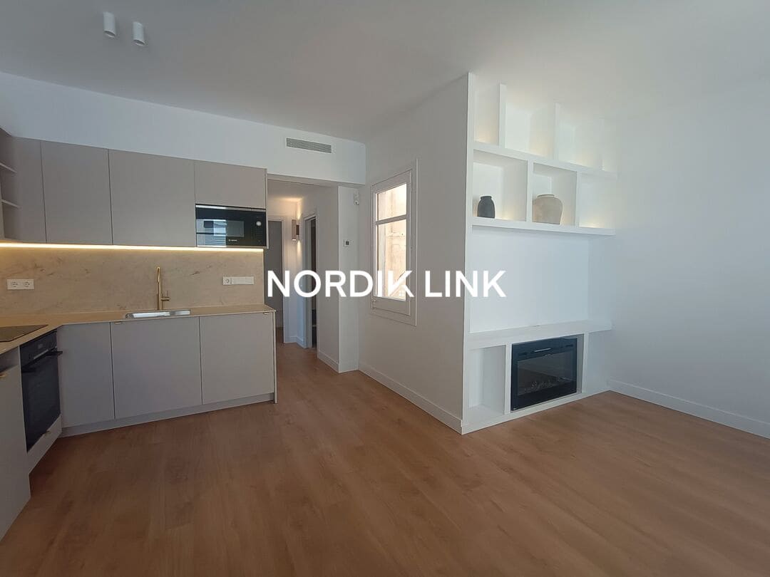 2 slaapkamer Penthouse te koop in Barcelona stad - € 529.000 (Ref: 9720247)