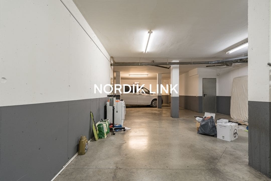 4 soveværelse Villa til salg i Torrelles de Llobregat med swimmingpool - € 550.000 (Ref: 9737212)