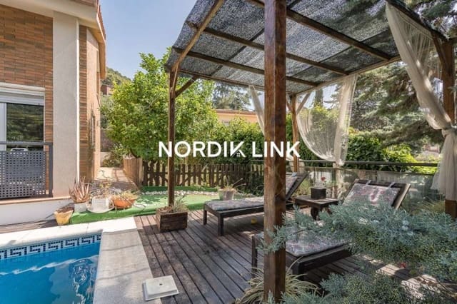 4 soveværelse Villa til salg i Torrelles de Llobregat med swimmingpool - € 550.000 (Ref: 9737212)