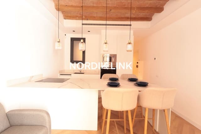 Piso de 2 habitaciones en El Raval, Barcelona ciudad en venta - 320.000 € (Ref: 9739102)