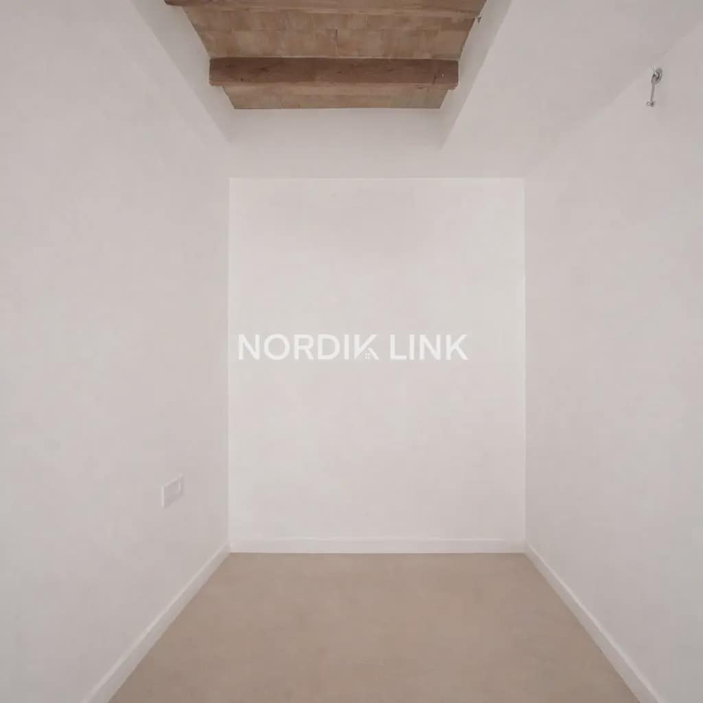 Piso de 2 habitaciones en Barcelona ciudad en venta - 320.000 € (Ref: 9739102)