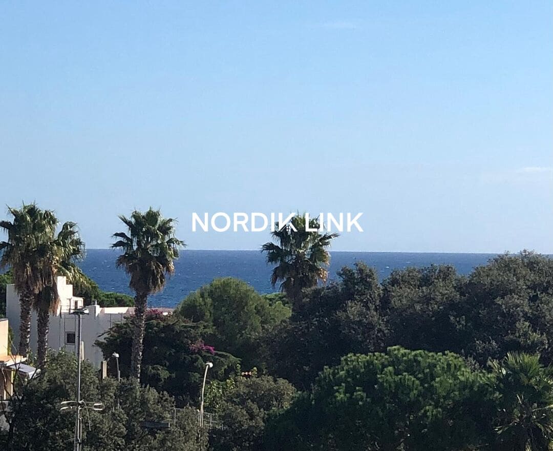 Piso de 3 habitaciones en Platja d'Aro en alquiler - 3.000 € (Ref: 9741425)