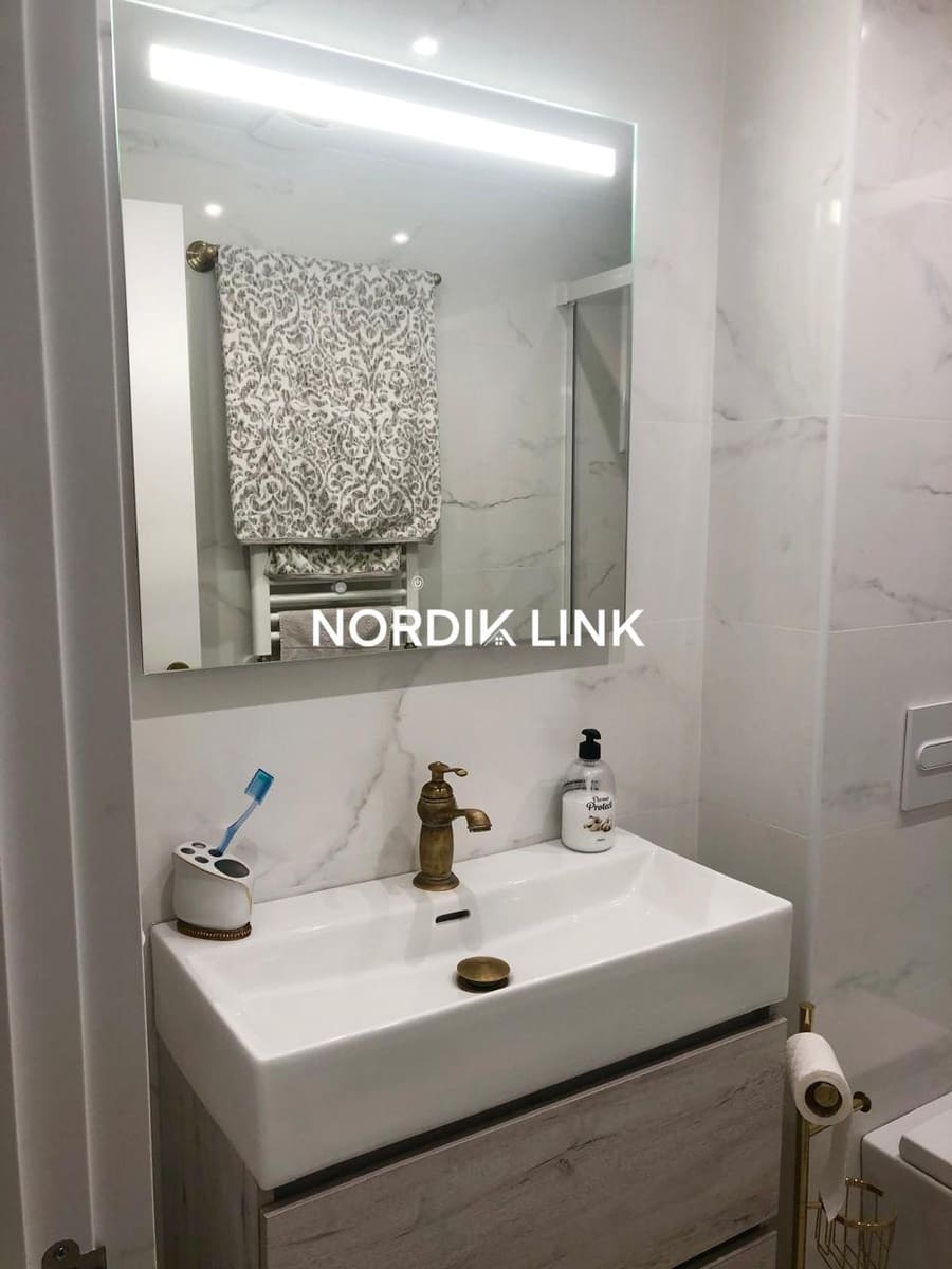 Piso de 3 habitaciones en Platja d'Aro en alquiler - 3.000 € (Ref: 9741425)