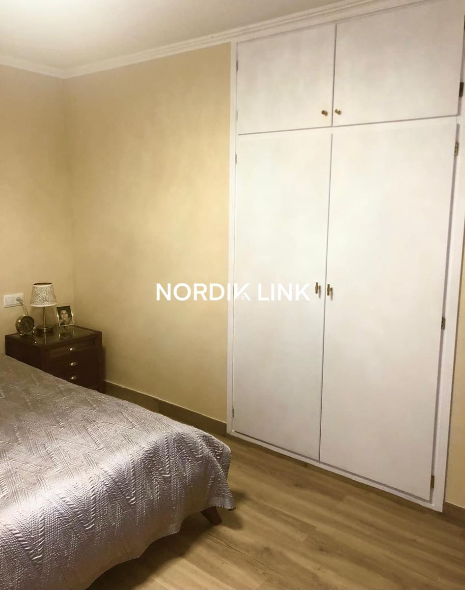 Piso de 3 habitaciones en Platja d'Aro en alquiler - 3.000 € (Ref: 9741425)