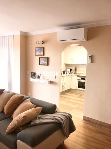 Piso de 3 habitaciones en Platja d'Aro, Castell-Platja d'Aro en alquiler - 3.000 € (Ref: 9741425)