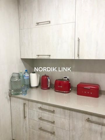 Piso de 3 habitaciones en Platja d'Aro, Castell-Platja d'Aro en alquiler - 3.000 € (Ref: 9741425)