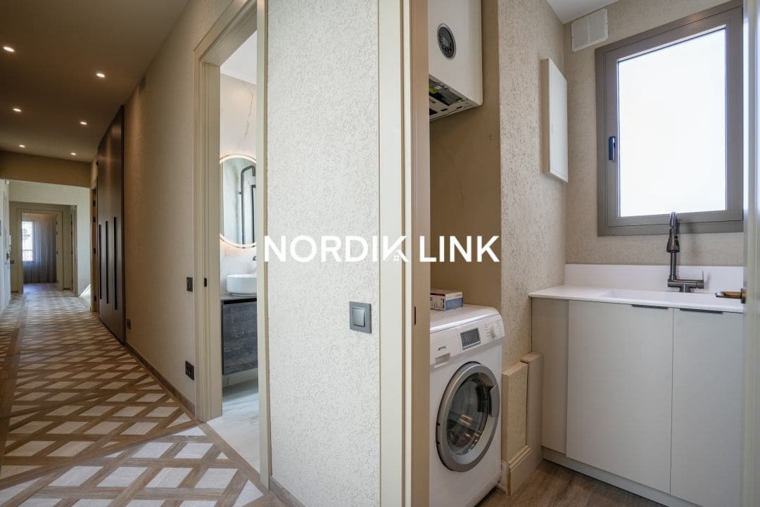 Penthouse de 4 chambres à louer à Barcelone ville - 8 950 € (Ref: 9741426)